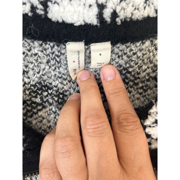 Moth Anthropologie Sweater Small White Black Floral Wool Blend 1/2 Zip Alaskan - Picture 8 of 11